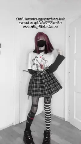 we were cringe but free. #2020tiktok #100gecs #2020vibe #indiekid #indiekids #nyaichinisan #2020animetiktok #sawarasenai #egirl #egirllook #egirlaesthetic #viral #2020clothes 
