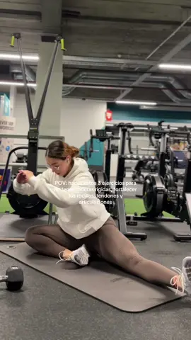 @JULA 🤍La mejor forma de prevenir lesiones 🤝🏻#GymTok #gym #Fitness #movilidad #gymgains 