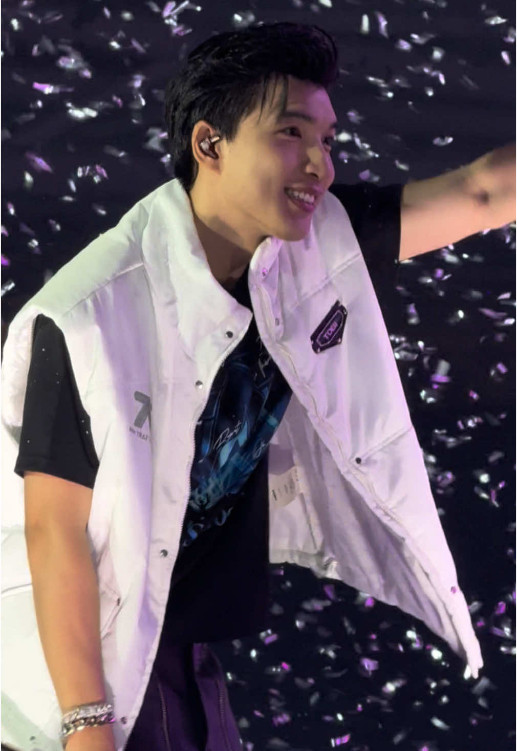 Oidoioi nhìn thẳng cam kìaaaaa #hieuthuhai #anhtraisayhiconcert2024 #anhtraisayhi 