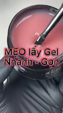 Anh chị nào đang gặp khó khăn khi lấy ZEN builder gel clip này em sẽ hướng dẫn cho mấy anh chị nha 💕💕 cả nhà có thắc mắc gì với sản phẩm này cứ comment bên dưới để em lên video giải đáp cho mấy anh chị 🥰🥰