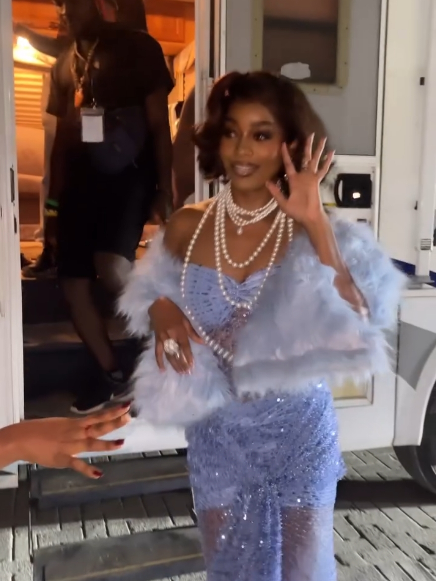 @Beauty Tukura 👸🏽 on set of @davido funds music video #davido #funds #beautytukura #beautybbnaija #musicvideo #dammytwitch #30bg #foryou #tiktoknigeria 