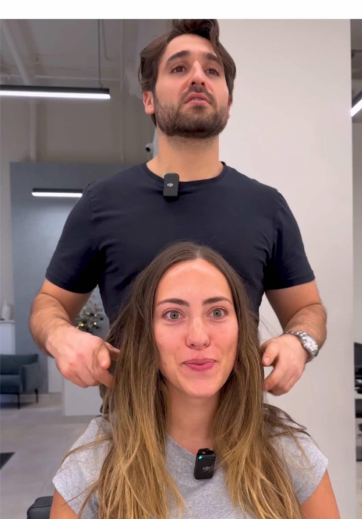 Witness this stunning transformation at Ferretti Salon. 💇‍♀️ #HairTransformation #HairGoals #BeforeAndAfter #Hairstyle #Haircut #LongHair #HairColor #Hairstylist #BlondeHair #Balayage #BehindTheChair #Highlights #InstaHair #ModernSalon #HairCare #Fyp #Viral #Hairtok #Ferrettisalon