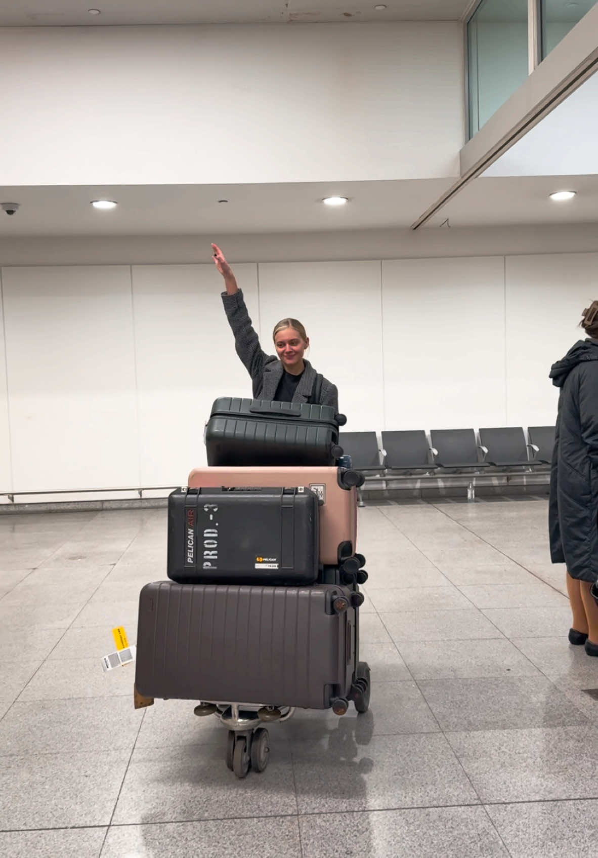 to those doing some holiday travel, felt. 🧳🧳🧳