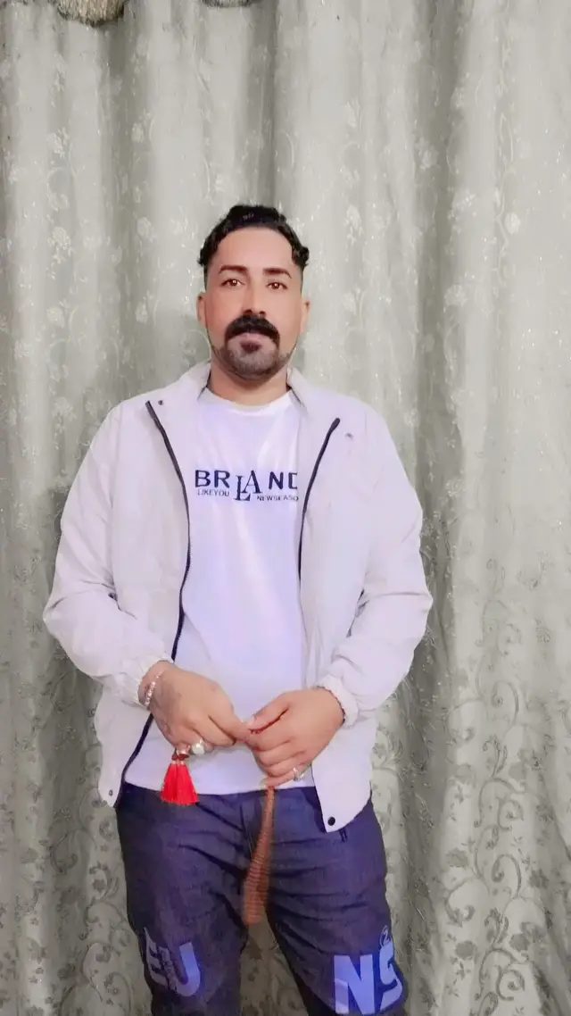 لقد مات كل شي⚰️💔 مات الحلم ..مات الحب🥺 مات الفرح ..مات الامل مات النبض الجميل مات⚰️كل شي جميل فينا⚰️😭