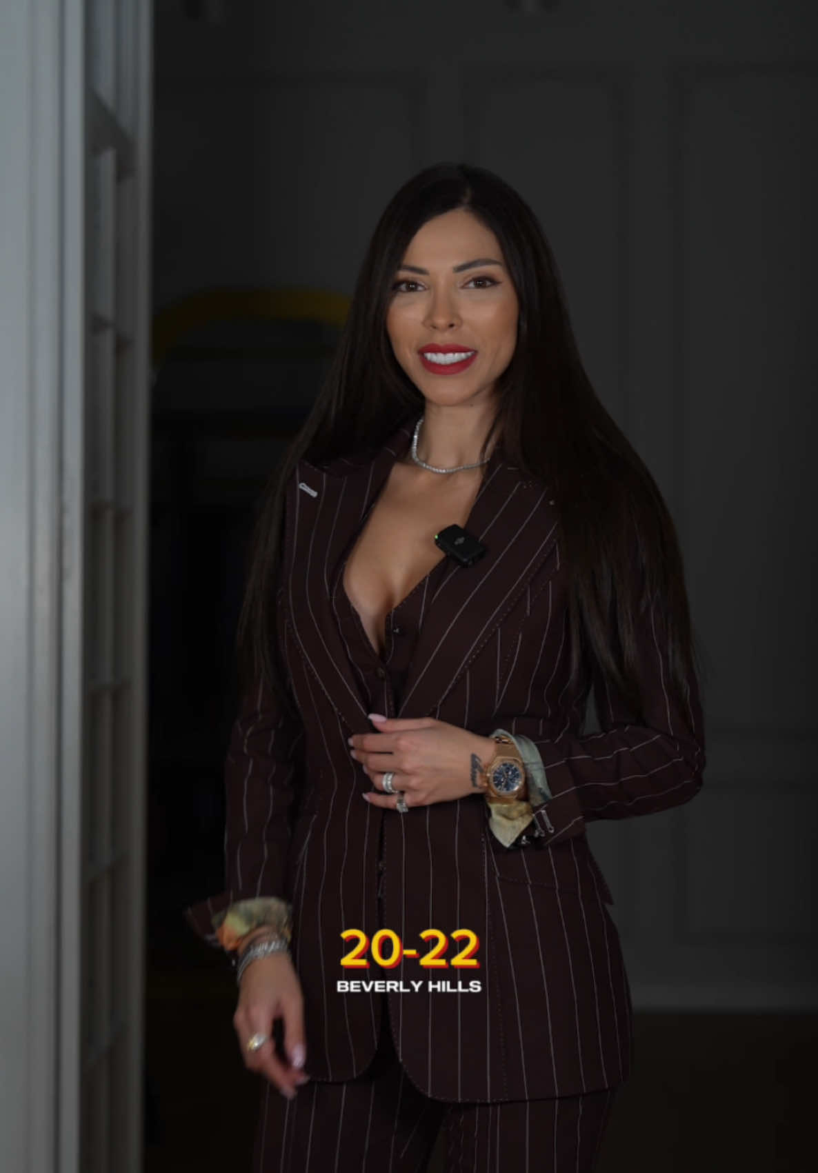 Women are like suits, versatile, bold and impossible to define… One day we’re sharp and confident, the next we’re daring and unpredictable. Because why not?  Our behavior, our style, our choices, it’s all part of what makes us unique ❤️ If this speaks to you, join me in Beverly Hills this month 20-22 . Let’s create the custom-tailored suit you’ve always dreamed about, link in bio 😍  #womenempowerment #womenfashion #custom #usa🇺🇸 #fyp #parati 