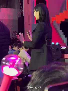 my woman in that suit 🫠 #parkgyuyoung #gyuyoungpark #gucci #gyucci #squidgame #squidgame2 #netflix #fyp #lavieenbluu #박규영  #parkgyuyoungfashion #pgy 