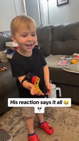 His favorite Christmas present ever 😭🤣 @Megan Mancini #christmas #christmastiktok #christmaspresents #kidsoftiktok #fail 