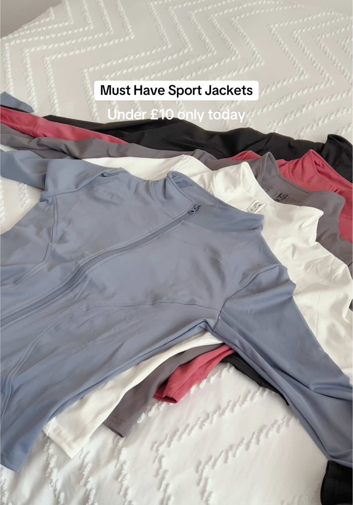 Women sport jackets under £10 #sportjacket #bbljacket #gymfit #dealdrops #tiktokmademebuyit 