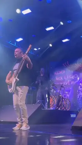 Baby mais que a luz.....🎶 #RoupaNova40Anos #RoupaNova #MeuUniversoEVoce #FabioNestares