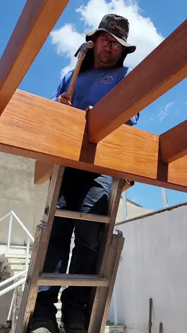ENCAIXE DUPLO PARA PERGOLADO... #obras #dicas #encaixe #macetes #carpintaria #juninhocarpinteiro #DIY 