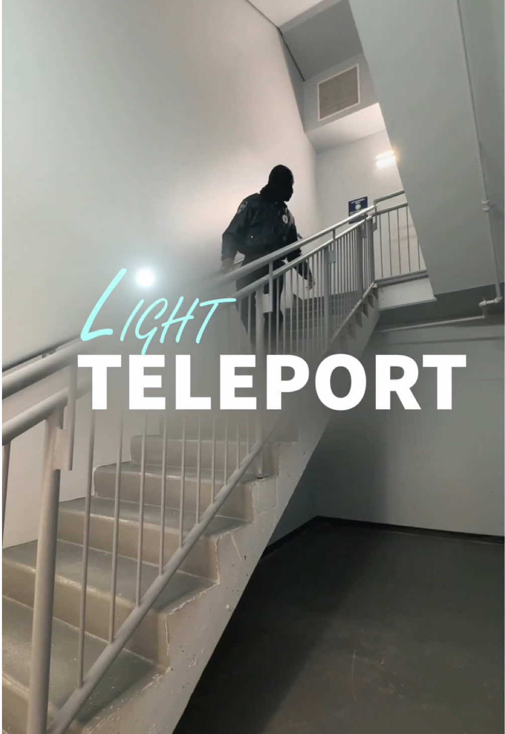 Light ✨ Teleport 🔥: VFX #fyp #viral #edits #viralvideo  #vfx #explore #anime 