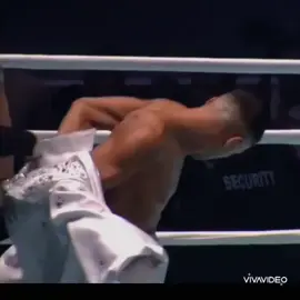 فوز الملاكم البطل آدم ابن البرنس نسيم حميد في الجوله الأولى بالضربة القاضيه الف مبروك للبرنس ابن البرنس