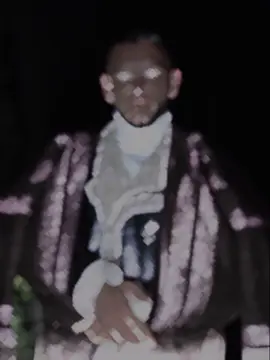 اللي متربي على العز مو مثل اللي شافه فجأة🖤