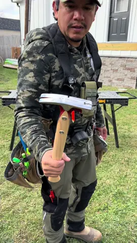 Regalo 🎁 de navidad adelantado 🤩 @douglastool un martillo que esperaba con ansias. Combinación perfecta con mis morrales de @@badgertoolsbelts 💪😉👌 uno más pa la colección #themexicancarpenter #martillos #carpinteros #framing #carpenterlife 