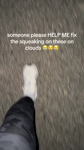 its so embarrassing 👟🐭 #onclouds #squeaking #SOS #fyp #nonhotgirlwalk 