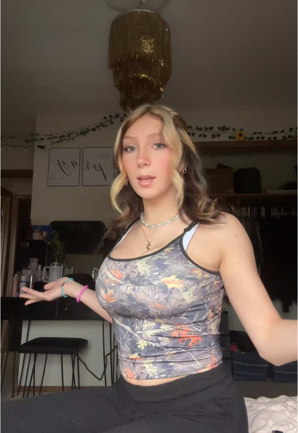 The best theres ever been 😋 #fypシ゚viral #explorepage #draft #bootsandjeans #country #bluecollarboys #truck #bluecollar #camo #camouflage #mcdonalds #tacobell 