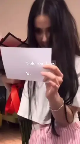 La emoción que se siente es más grande de lo que cualquiera se podría imaginar 💐🎶 #rosas #emocion #sorpresas #bouquet #flowers #paratiiiiiiiiiiiiiiiiiiiiiiiiiiiiiii #fouryou #fyp  #amor  #lasalucines #ramos #ramosbuchones #ramosderosas #floreria #floristeria #paratí 