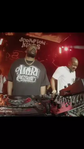 Dj Maphorisa & Kabza De Small #scorpionkings #pianopeople #pianoaddicts #djset #beatport #mduakatrp #majorsounds #amapianoliveperfomance 