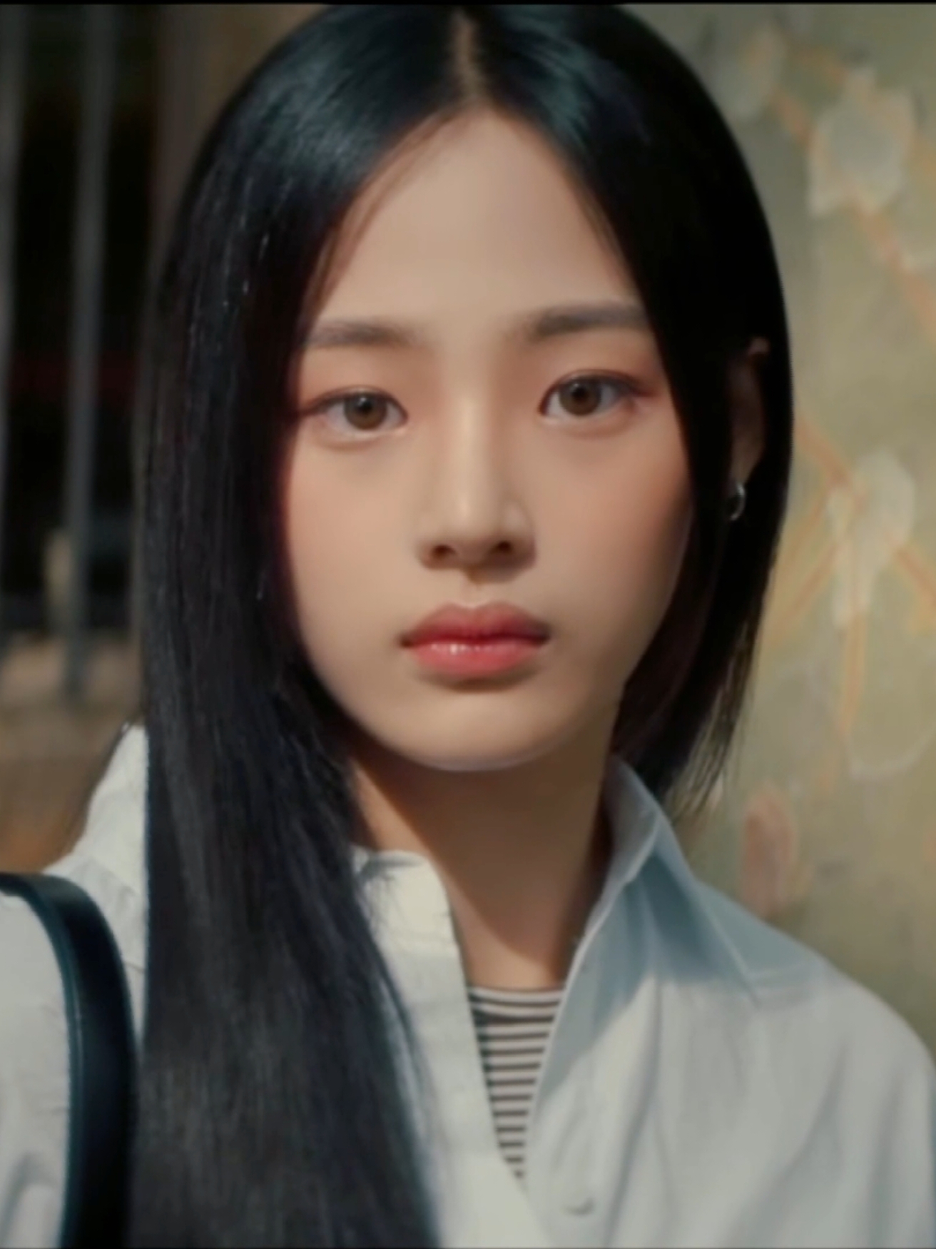 Stuck with Minii #MINJI #minji #kimminji #minjinewjeans #minjiedit #newjeans #newjeansedit #nwjns #kpop #fyp #tokki #kpopfyp 