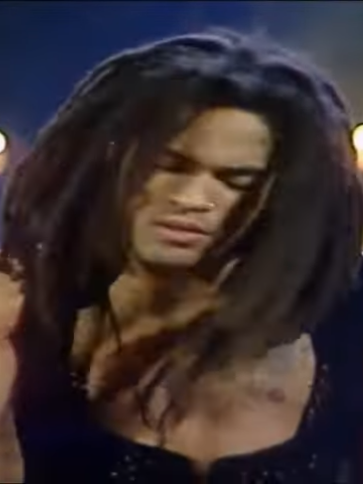 LENNY KRAVITZ ＂IT AIN´T OVER, TILL IT´S OVER＂ - TRADUCIDA AL ESPAÑOL  (1991).#lennykravitz #itaintoveruntilitsover #balada #cantante #norteamericano #newyork #musicaparaestados #relaciontormentosa #relaciondepareja #parati
