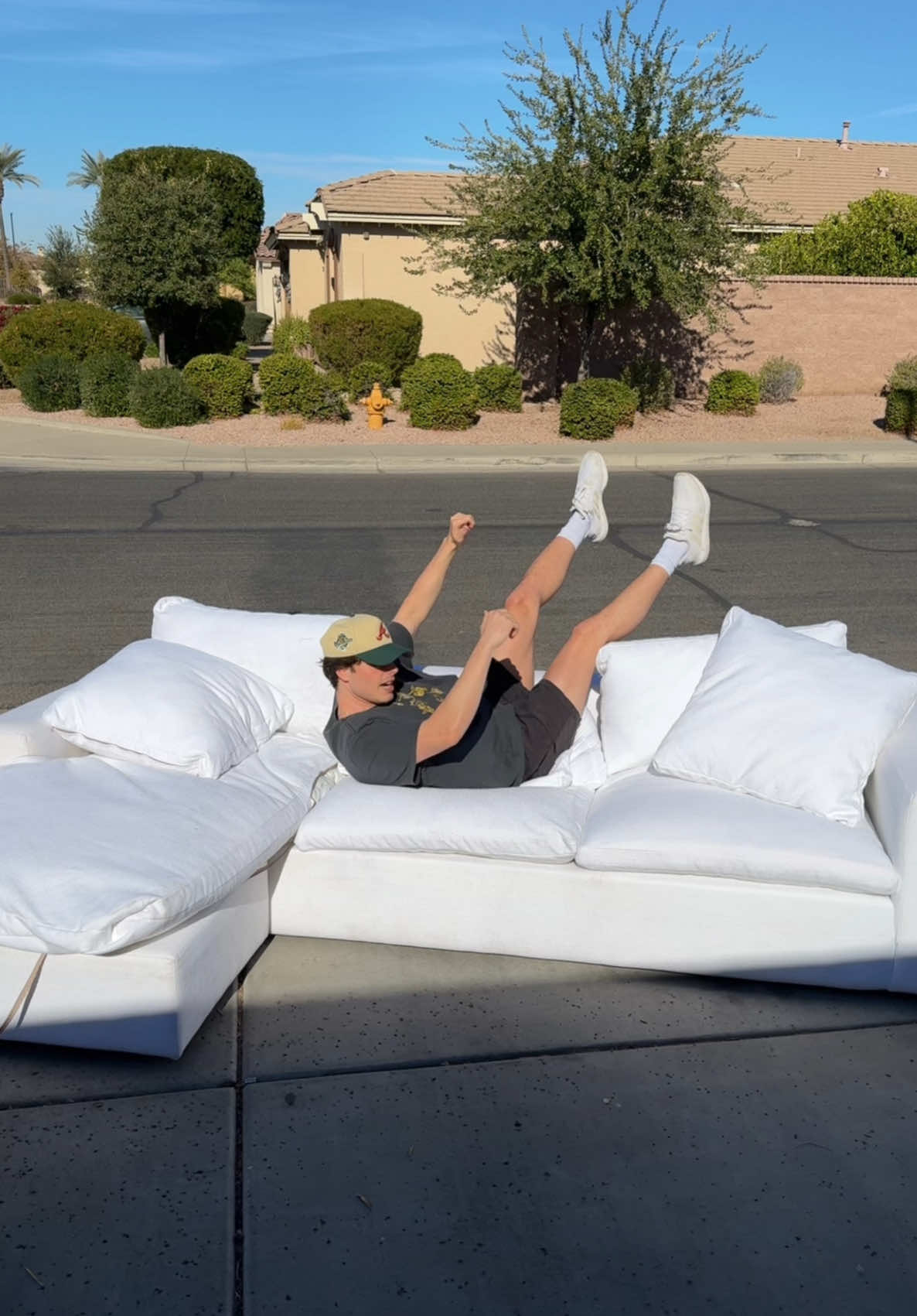 Yes I do weddings #cloudcouch #couchcleaning #marketplace #fyp 