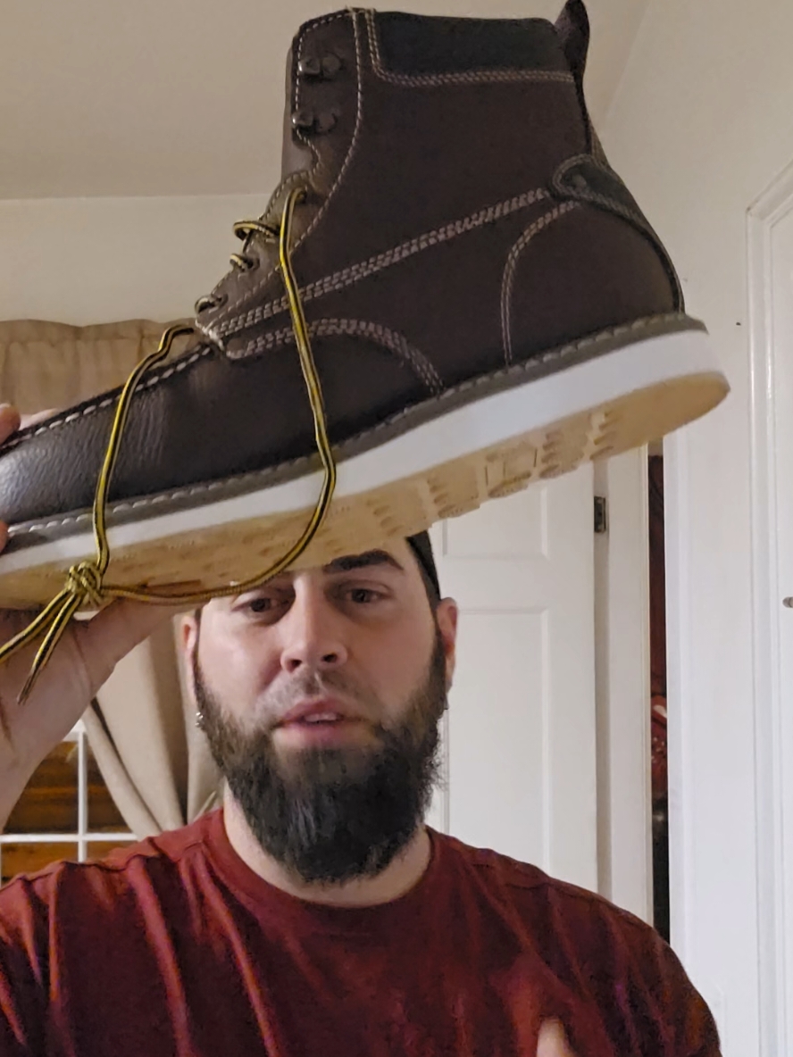 Steel toe boots that look good and feel good. #workboots #steeltoe #jobsite #work #boots #footwear 