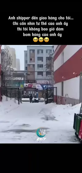 Nhìn ảnh tôi rén ngang 🥺 #giatri2_4_7 #xuhuong #giaitri2_4_7 #fyp #tiktok 