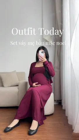 Outfit today: các mom có đồ mặc diện noel chưaa 😘😘😘  #beyeu #songvabien #helloembe #ranvang2025 #mebauthongthai #embe #embes#mebauvuive #baby #conlacap #dangyeu #mebaumacgi #mebaumacdep #outfit #todaywear 