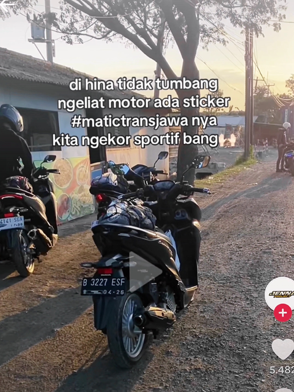 Gaisoh banter kang, gur Bagian nyimak polah e cah cah kang  😁 #TikTokAwardsID #matictransjawa #scania #allvariosolo #sedulurliverybus #javamaticsurakarta #vario 