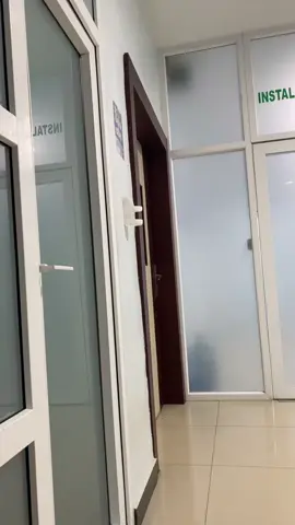 Gatau mengatakan perasaan di saat orang tua berada di ruang operasi kita menunggu di luar. 