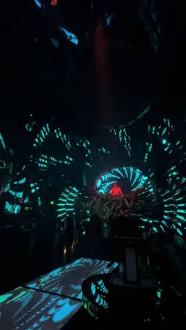 Lại một đêm trôi qua mau anh lẻ loi u sầu | Remix 🎼#barempire #nhachaymoingay #nighlight #dj #lenxuhuongnao 