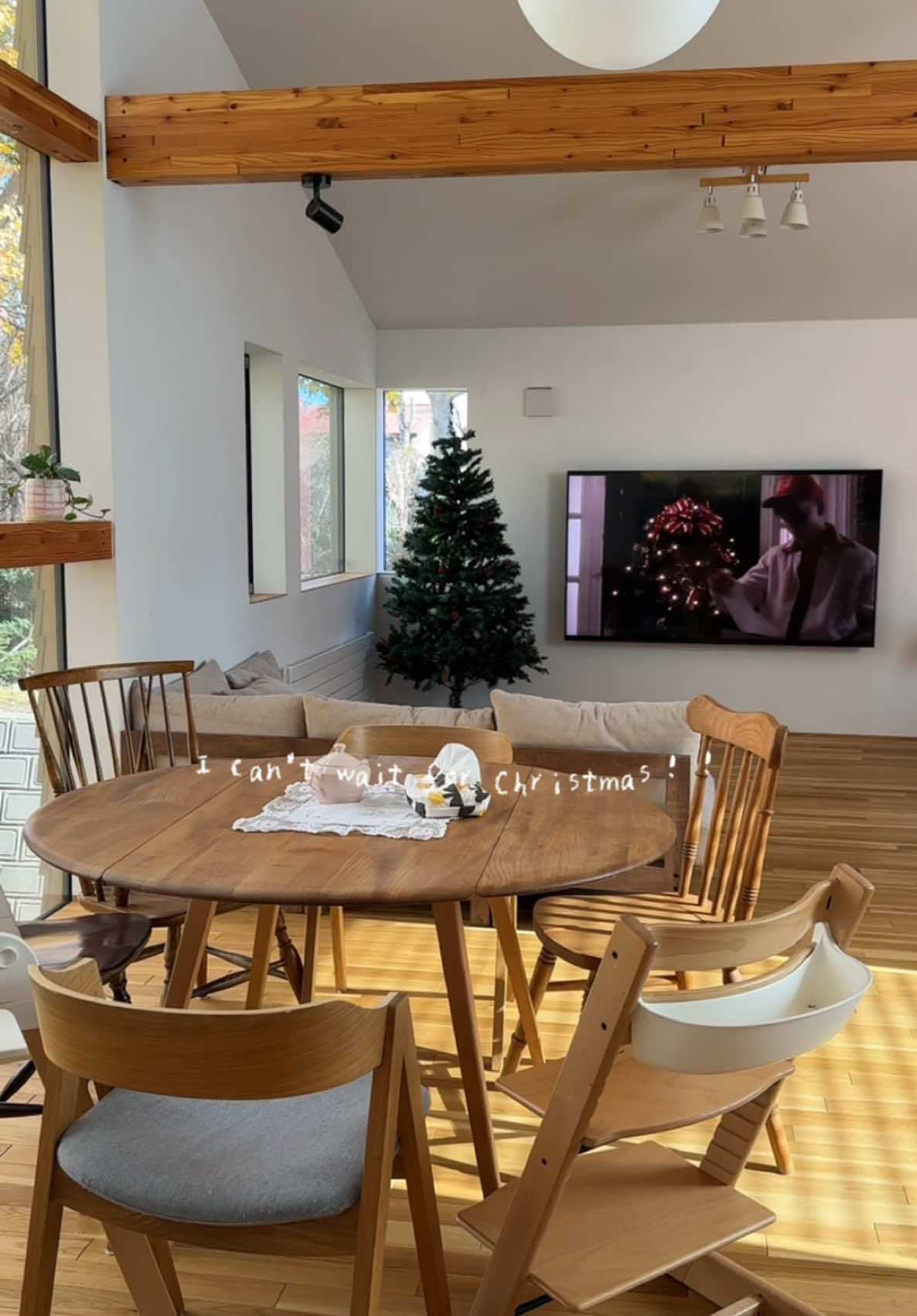 クリスマスツリーを飾った日🎄 #クリスマス#クリスマスツリー#クリスマスツリー飾り付け#マイホーム#2階リビング#暮らし#日々#北海道#北海道の暮らし