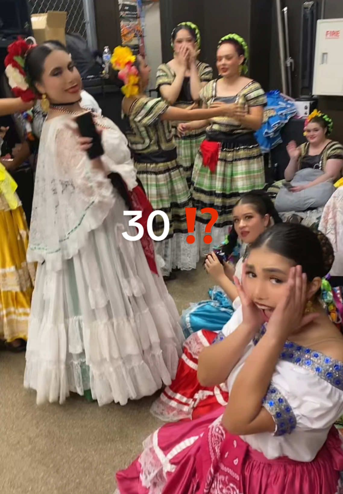 🫢⏱️ #fyp #folklorico #folkloricodancer #bailarines #dancer #showcase #csulb #mexica #culture #mexico 