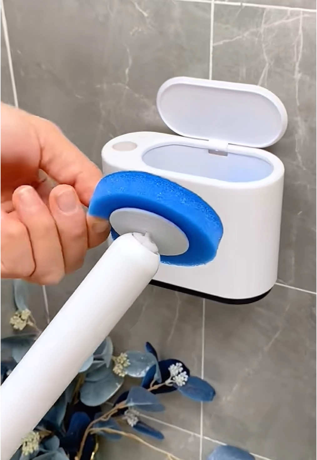 Disposable Toilet Cleaning Brush~ #brush #toilet #cleaning #disposable #convenient #household #Home #foryou #singapore 