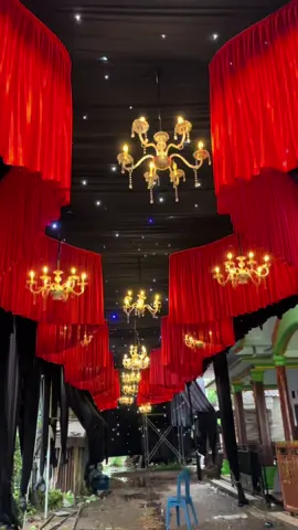 On pogres hitam merah🤩#bint🌟ngrossa #bint🌟rossatendadecoration #decoration #dekorasi #dekorasiwedding #dekorasirembangpasuruan #dekorasipasuruan #dekorasisurabaya #dekorasimojokerto #dekorasirulungagung #dekorasimalang #dekorasikediri #dekorasinganjuk #dekorasiblitar #dekorasipernikahan #fyp #viral #viral 