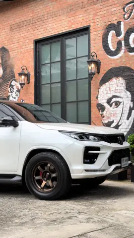 เป้าหมายเเดือนสุดท้ายของปี หาที่เที่ยว พักร่าง พักใจ🤘#ฟอร์จูนเนอร์ #grsport #ต่ายคลอง11 #suv 