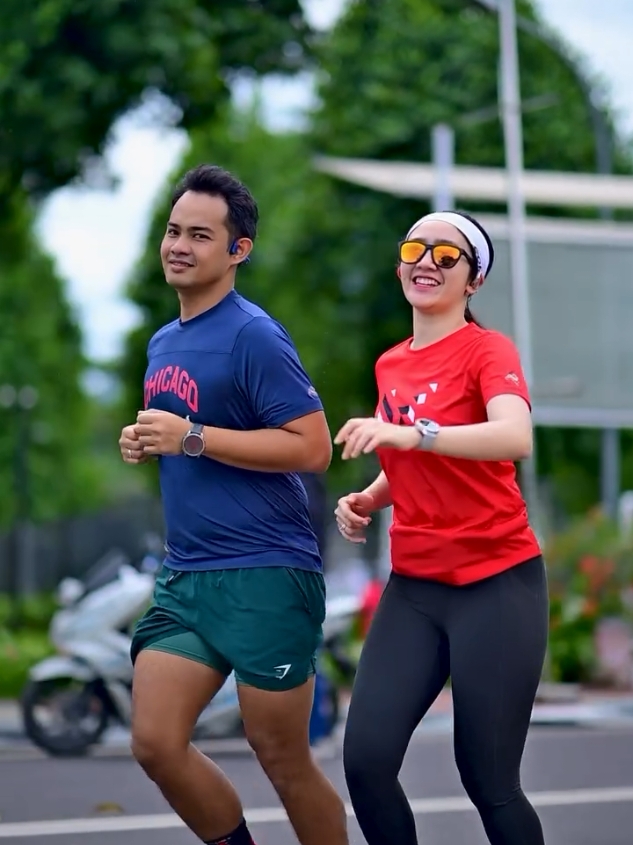 olahraga bareng pasutri ini🥰seruya kalo barengan😍 #febby #febbyrastanty #febbiespalembangofc #febrianirastanty  #febbies #trend #fypage #fyppppppppppppppppppppppp #fypシ゚viral #fyp #sudrajatdjumantara #dio #drajaddjumantara #ajat #djmntr #bismillah  #pedangpora #polisi #iptu #akpol #brimob #abdinegara #artis
