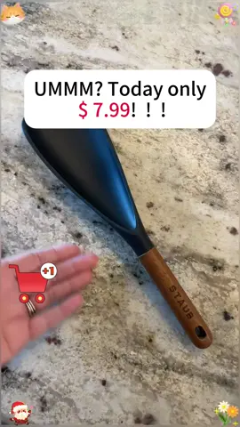 This multi-function spoon will replace all the tools in your drawer! Trust me you need this soatula, it’s the best tool ever!#multifunctionspoon#kitchentools#staub 