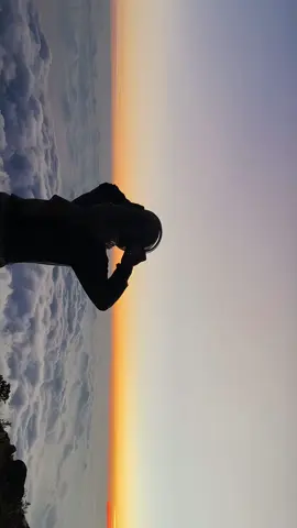 kembar 1 dengan lautan awan + sunset nya 🫶🏻 #pendakiindonesia #pendakigunung #arjunowelirang 