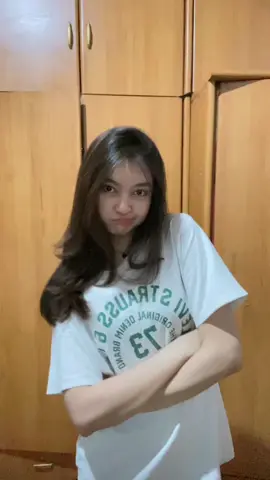 outfit rumah check