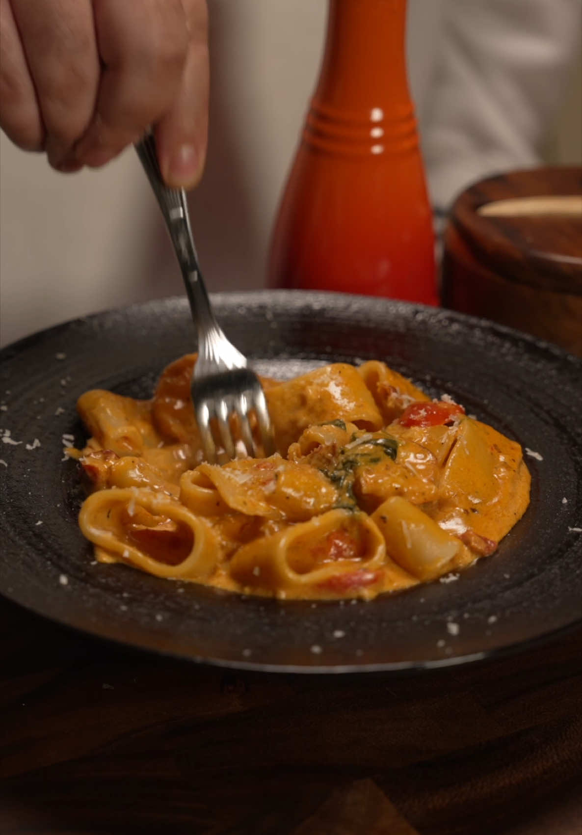 بينك باستا تتزوجيني بالكريمة الطازجة 🍝@Almarai - المراعي  #اعلان #وصفات_ابوعمر 