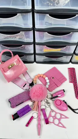 Write down your favorite color ,and I’ll reply you with a video 🥰🥰 #LINKINBIO #luckyscoop #selfdefensekeychain #selfdefense #asmr   #keyringscoop #asmrvideo #safetydefensekeychains #scoopasmr #mysteryscoop #mysterybox #keychainscoop #safetyscoop #foryou #fyp #tiktokmademebuyit #asmrsounds #asmrpackaging #nailsasmr #safetyessentials #packagingorders #cutepackagingidea #usa🇺🇸 