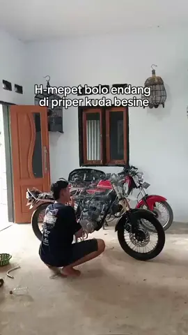 lek ketemu jangan lupa di sapa bolo😋👏#cepekmbois#cbnganjukbersatu#gl100 #cbjatim #fyppp 