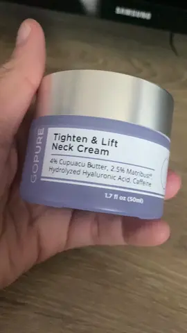 #Gopureneckcream #neckcream #cream #skincare #beauty #gift #foryou #fyp #foryoupage #tiktokmademebuyit #need #holidaygiftidea #neck #skin #Love #liftcream #tightenandliftneckcream #CapCut 