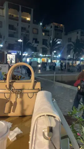 🤎 #agadir #agadirتيك_توك #morocco🇲🇦 #marinaagadir #tiktok #الشعب_الصيني_ماله_حل😂😂 #maroc #marocaine🇲🇦 #agadir_morocco #espresso 