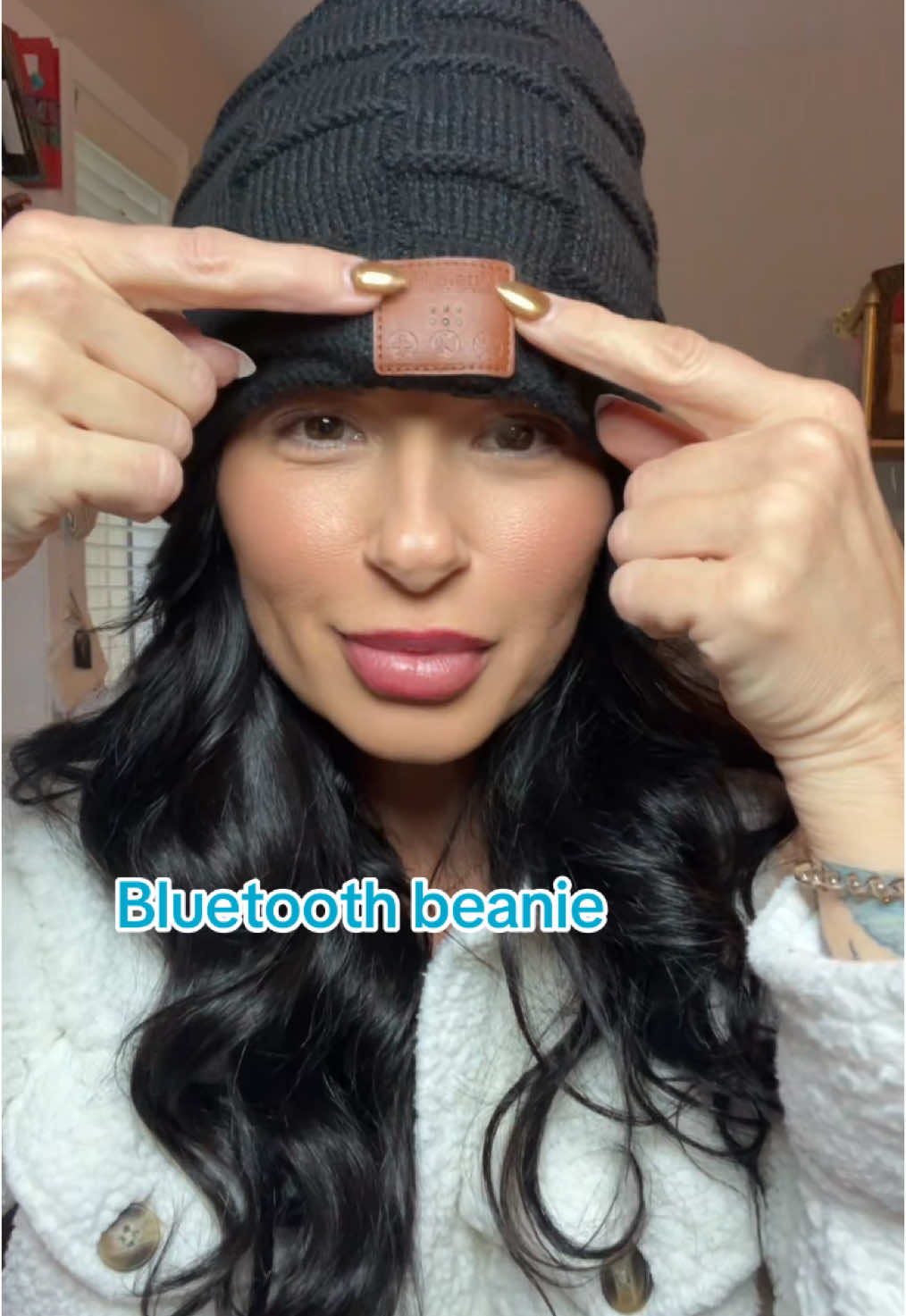 Listen to music while you are our running errands #trending #beanie #beanies #bluetooth #bluetoothspeaker #bluetoothbeanie #bluetoothheadphones #bluetoothearphones 