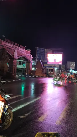 Vibes Cirebon dimalam hari✨ #fyp #cirebonviral #cirebonpride🏴‍☠️ #cirebonestetik #cirebontiktok #fypcirebonシ #cirebonjeh 