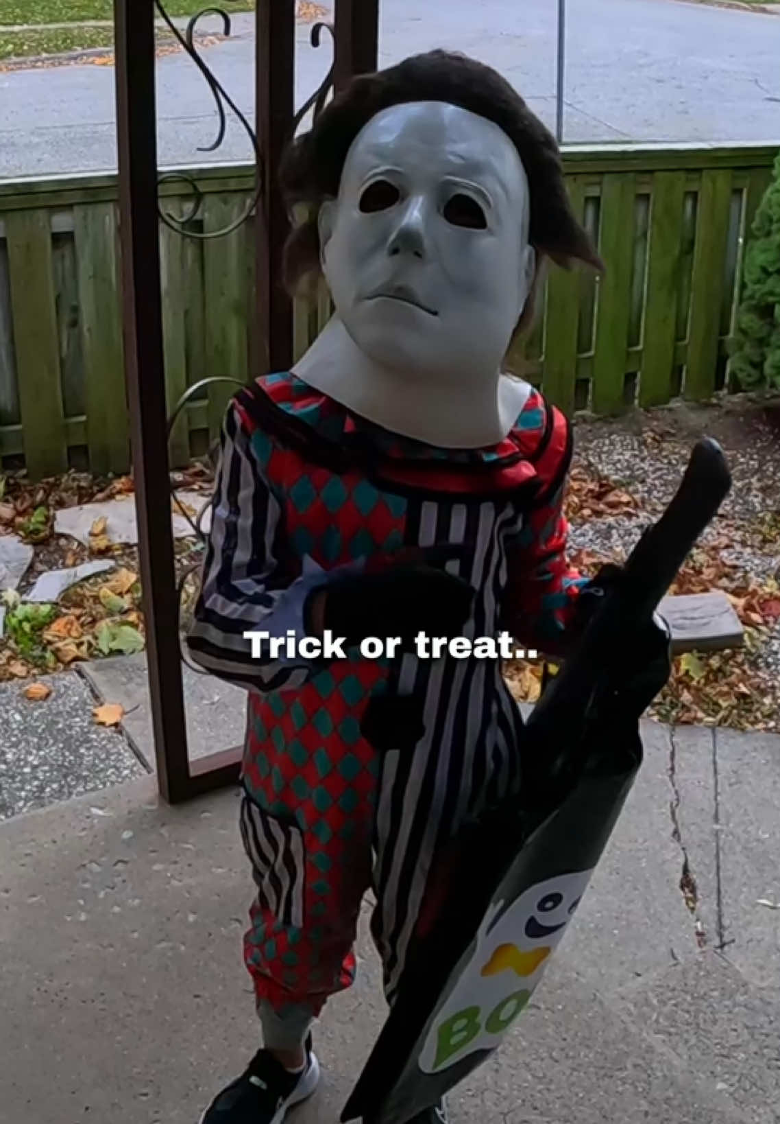I gave out money for Halloween 🥹❤️ #halloween #kindness #costume #candy #giving 