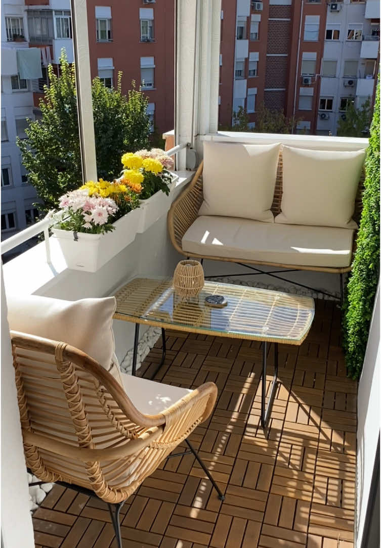 Ideas de decoración para balcón pequeño #balconymakeover #balcon #decoracion #DIY #casa #parati #fyp 