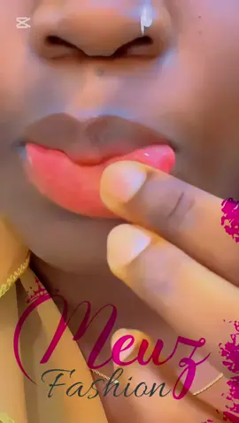 Deff lene ni mome deff Séne commande bala décembre bi di diékhe  #levrerose #meuzfashion #tiktoksenegal #senegalaise_tik_tok #viral_video #ftypシ #foryoupage❤️❤️ #galsentiktok #pourtoi #momo_lyrics1 #senegal 